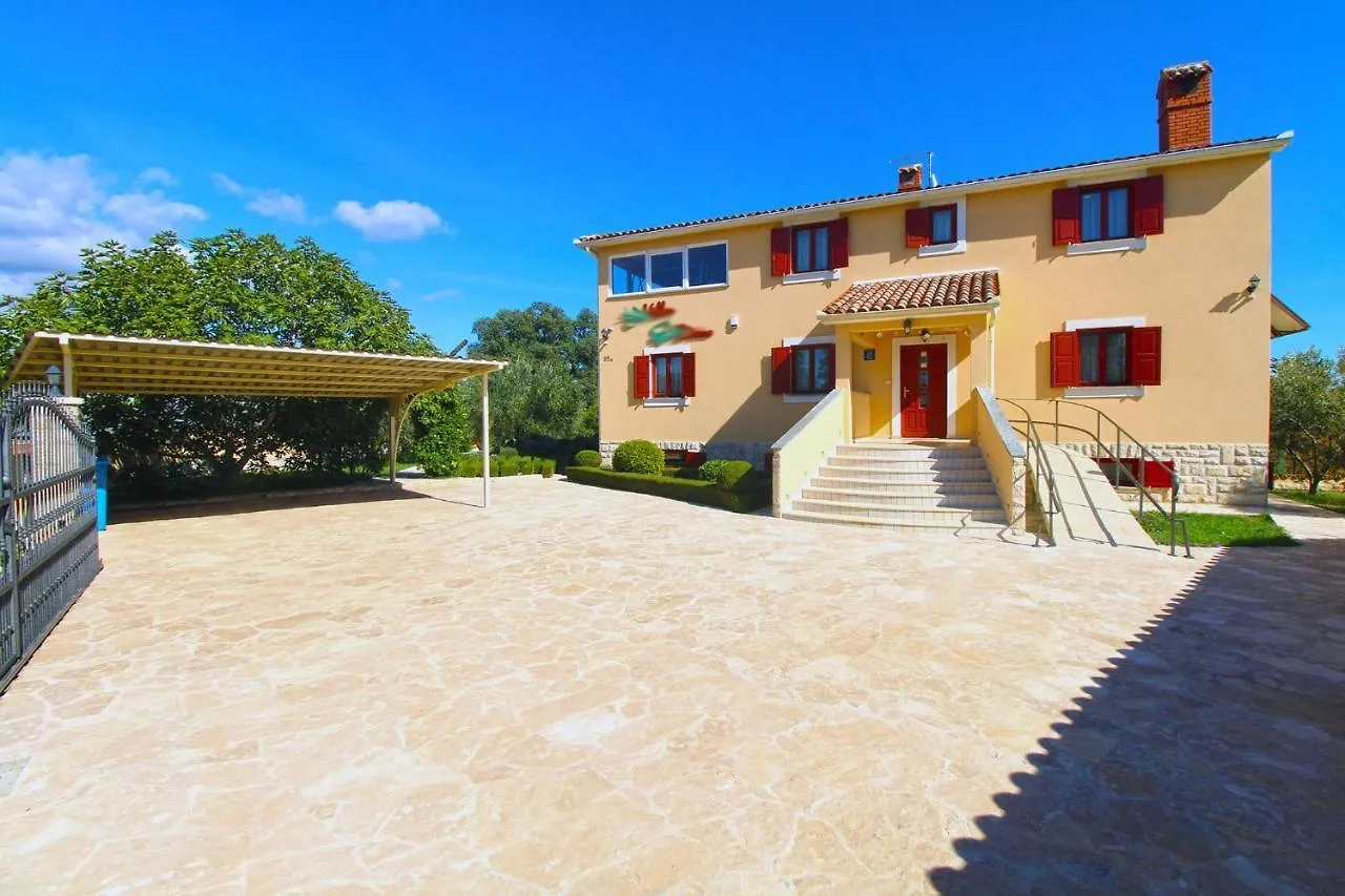 Holiday House With A Swimming Pool Sisan, Medulin - 20775 Ližnjan